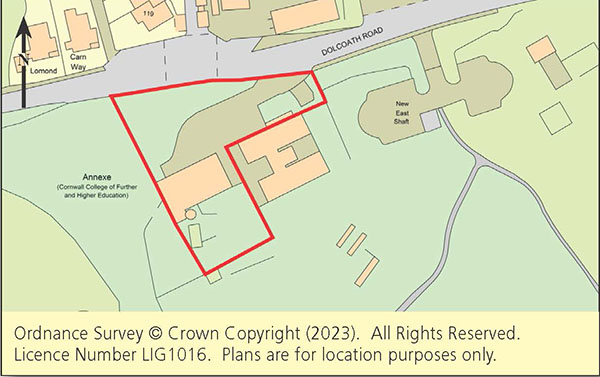 Lot: 32 - FORMER ENGINE HOUSE WITH POTENTIAL ON GENEROUS SIZED PLOT -